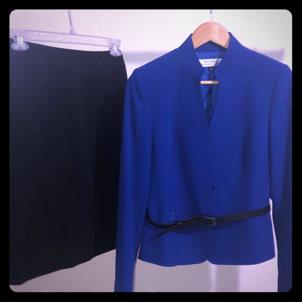 TAHARI Blue jacket with black skirt set.